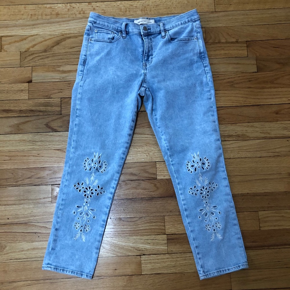 Gap light wash girlfriend Jean
